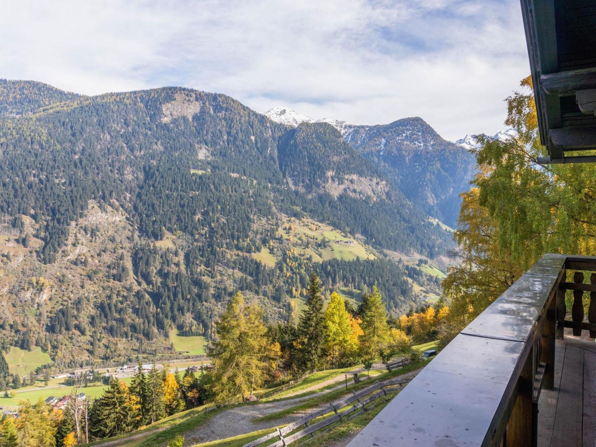 Chalet In Moertschach In Carinthia With Garden ภายนอก รูปภาพ