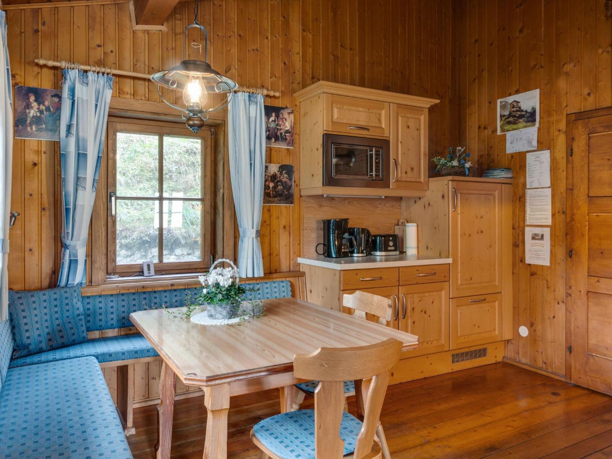 Chalet In Moertschach In Carinthia With Garden ภายนอก รูปภาพ