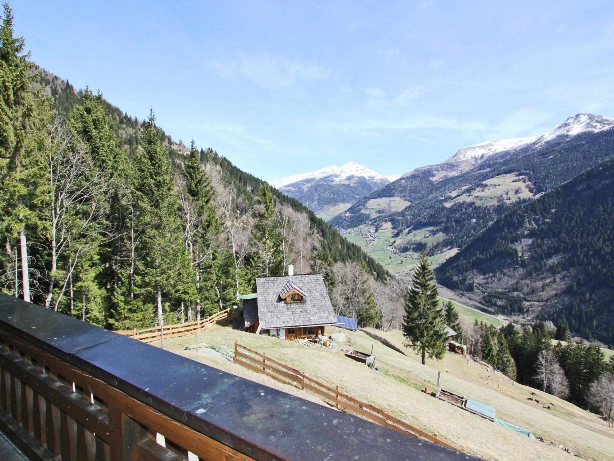 Chalet In Moertschach In Carinthia With Garden ภายนอก รูปภาพ